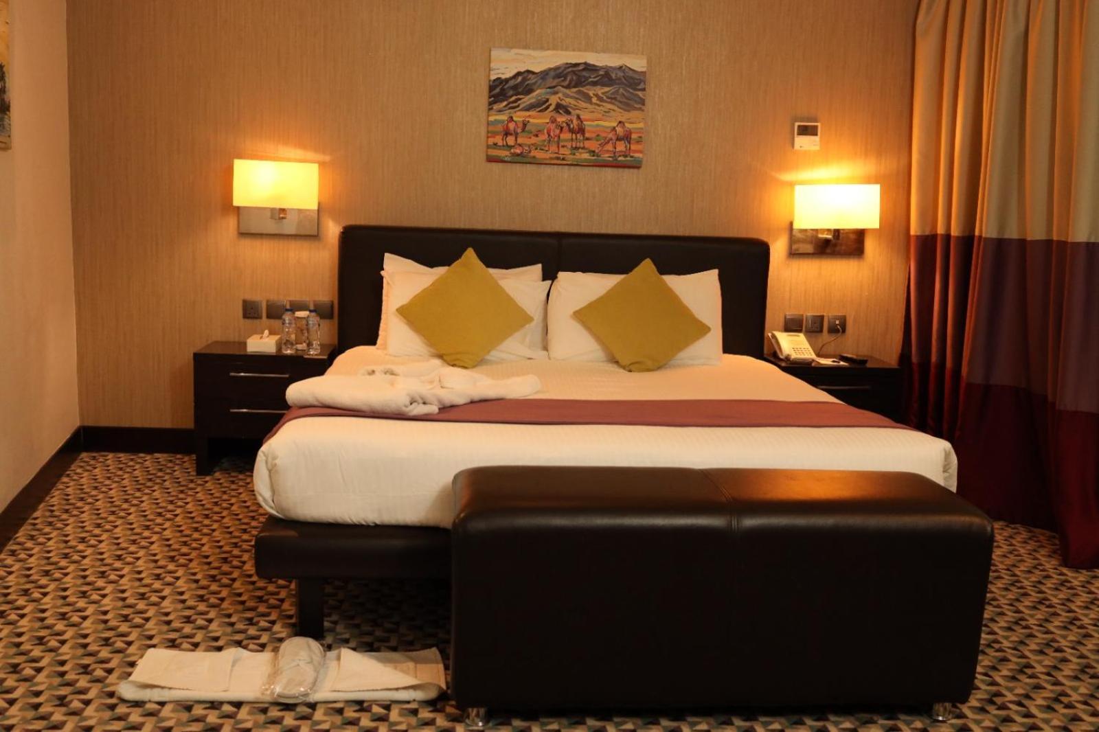 Golden Tulip Hail Eksteriør billede