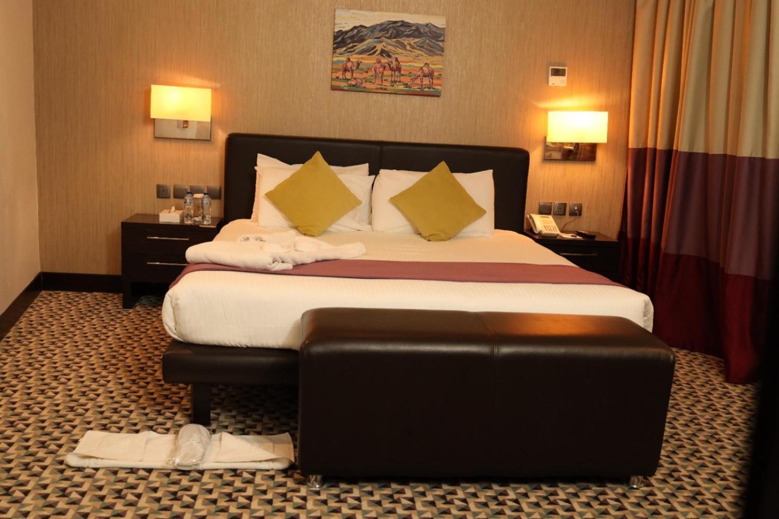 Golden Tulip Hail Eksteriør billede