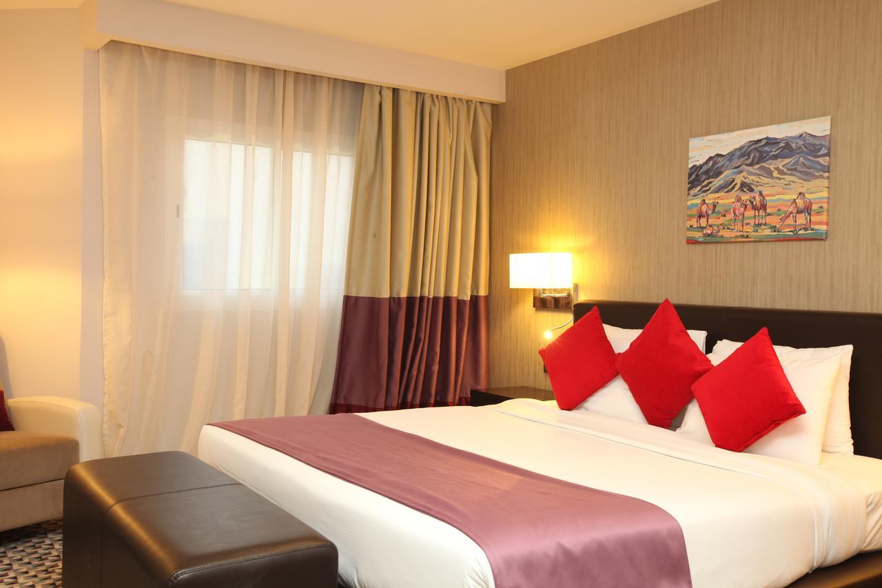 Golden Tulip Hail Eksteriør billede