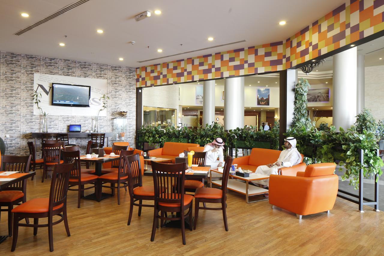 Golden Tulip Hail Eksteriør billede